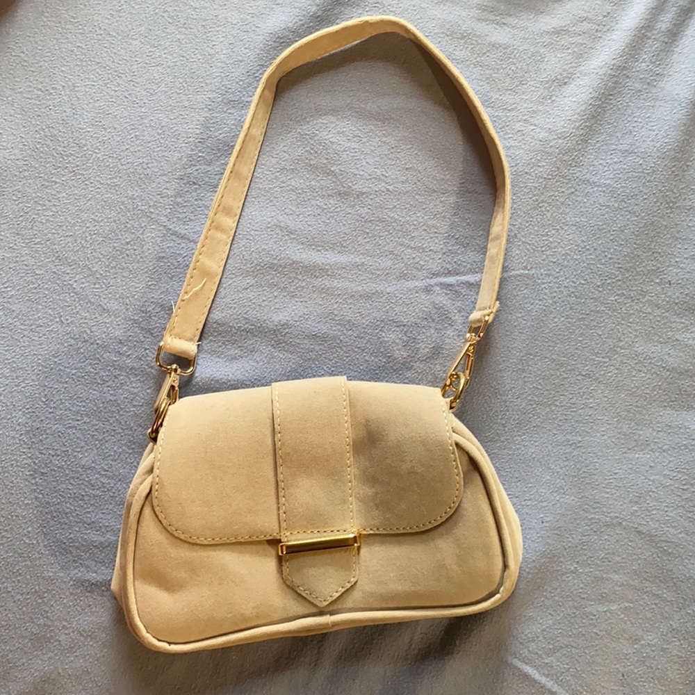 Tan Boohoo Bag